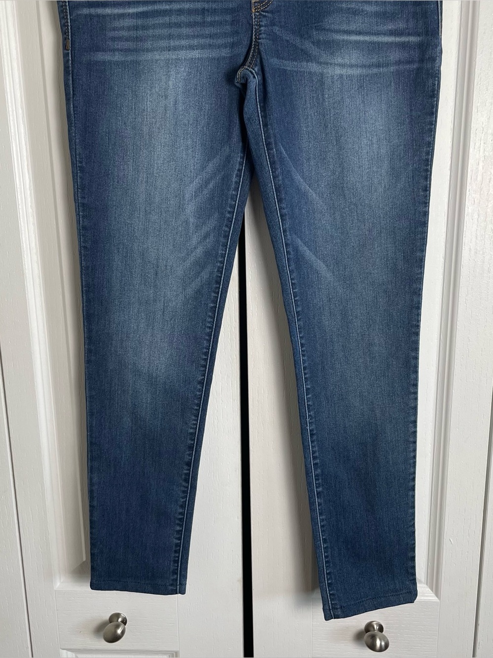 Democracy Ab Solution Pull On Glider Ankle Jeans Women’s 2 Blue Medium Wash - Picture 4 of 11